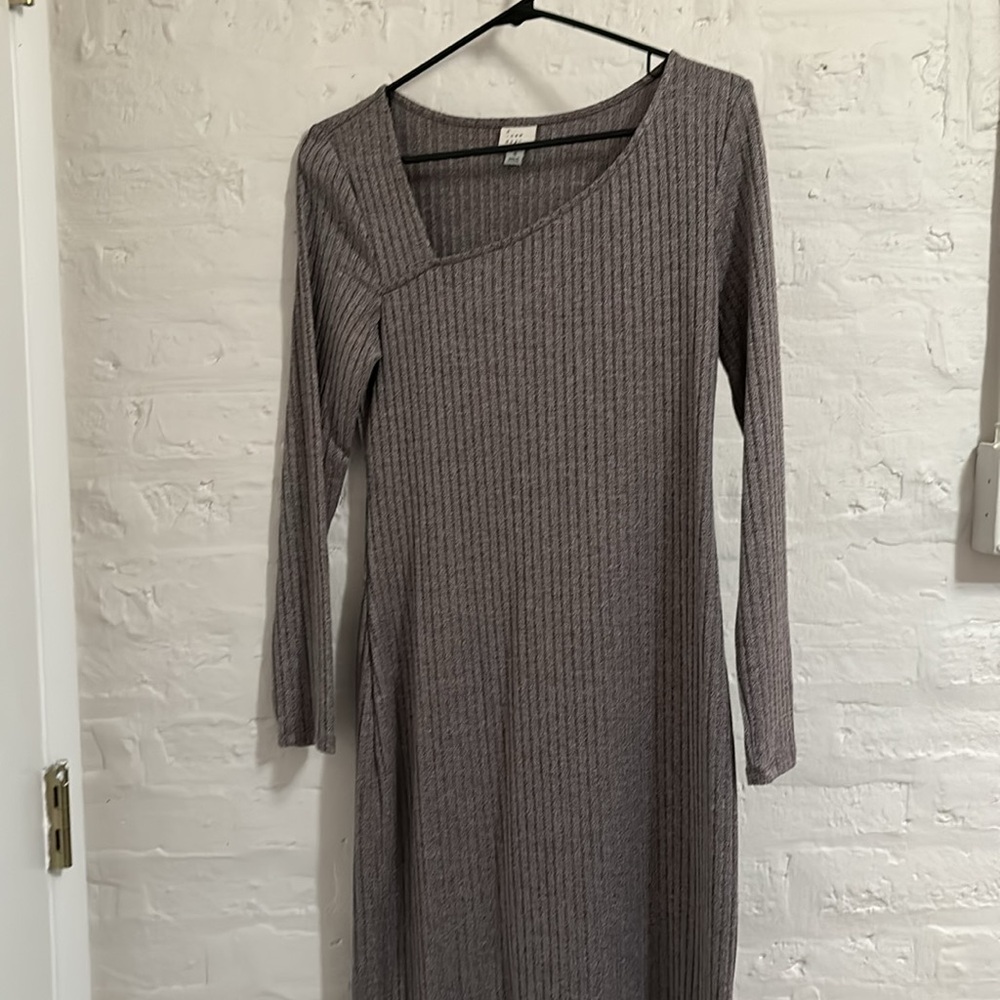Long midi dress! - Picture 2 of 3